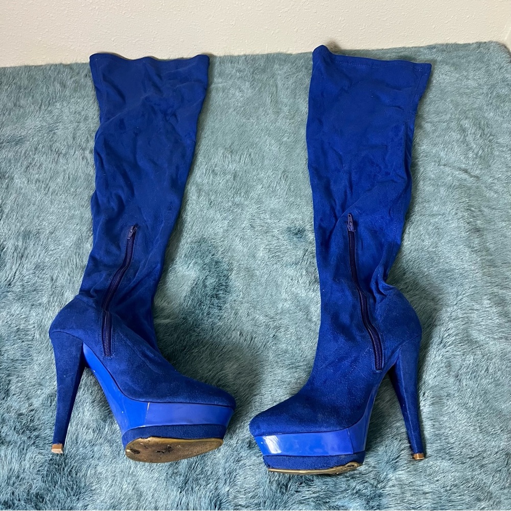 Blue heeled platform boots with side zip size 7.5